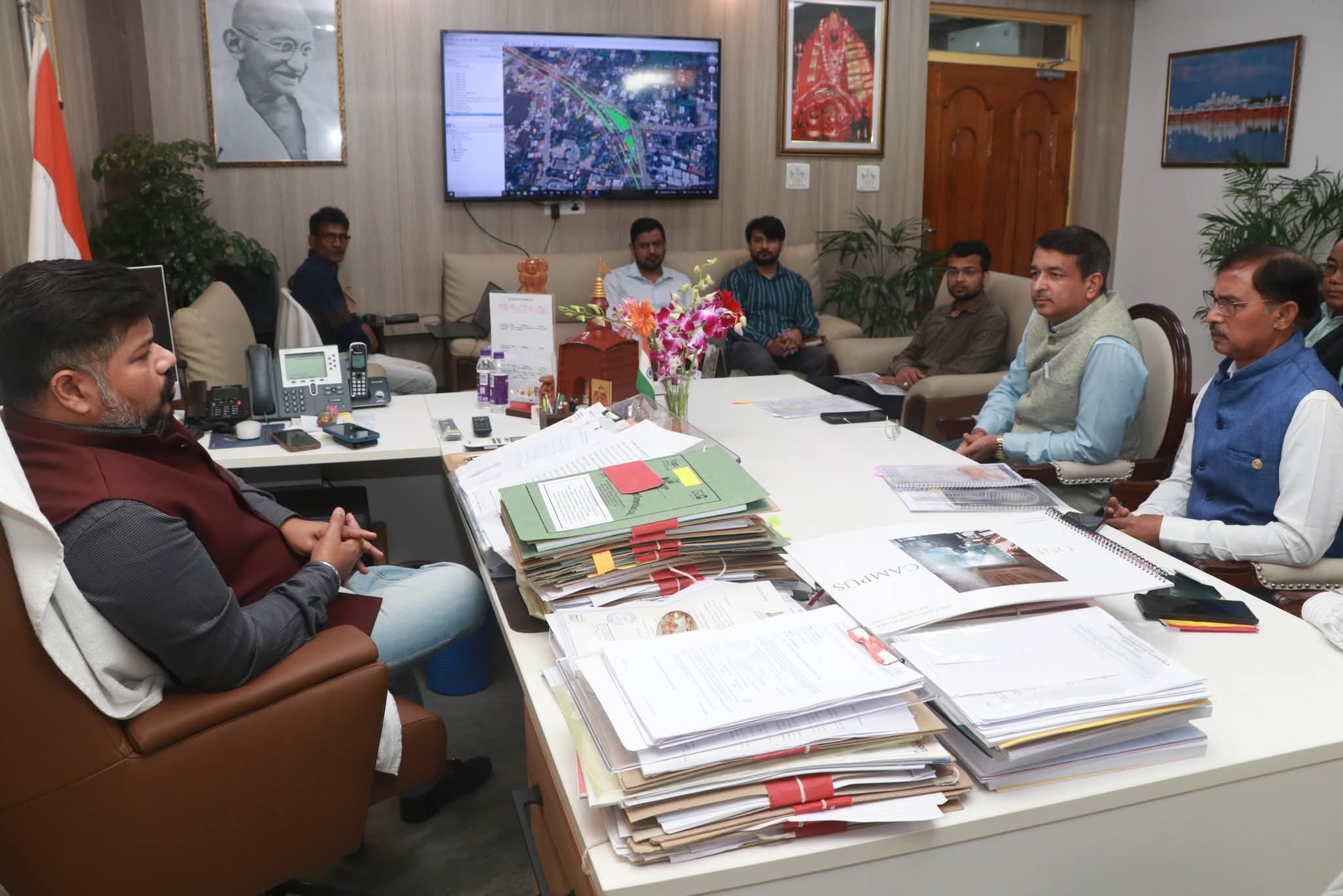 NH-8 চার লেন সম্প্রসারণ প্রকল্প নিয়ে সচিবালয়ে পর্যালোচনা বৈঠকে মন্ত্রী সুশান্ত চৌধুরী ও উচ্চপদস্থ আধিকারিকগণ