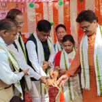 ৪ বছর পূর্তিতে ২ নং ওয়ার্ডের কর্পোরেটর শর্মিষ্ঠা বর্ধনের সংবর্ধনা, শীতবস্ত্র পেলেন ১০০ জন